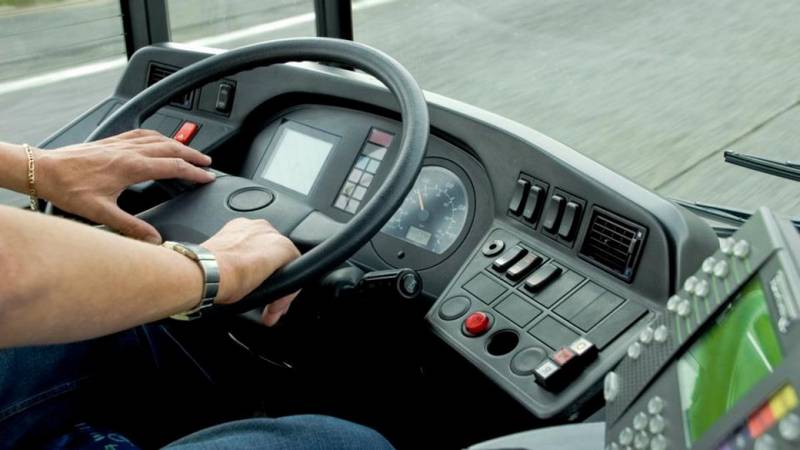 Ακυρώνεται η αυριανή απεργιακή κινητοποίηση του Σωματείου Οδηγών Τουριστικών Λεωφορείων