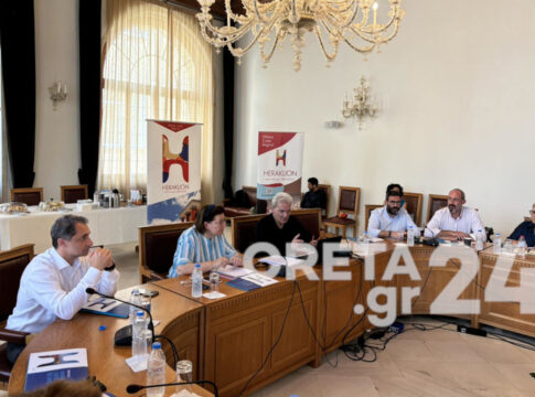 Αλέξης Καλοκαιρινός μετά την συνάντηση με την Λίνα Μενδώνη: “Το κόστος συντήρησης για τα Ενετικά Τείχη θα επιμεριστεί” – Όσα είπε ο Περιφερειάρχης για Νεώρια και Άγιο Μηνά