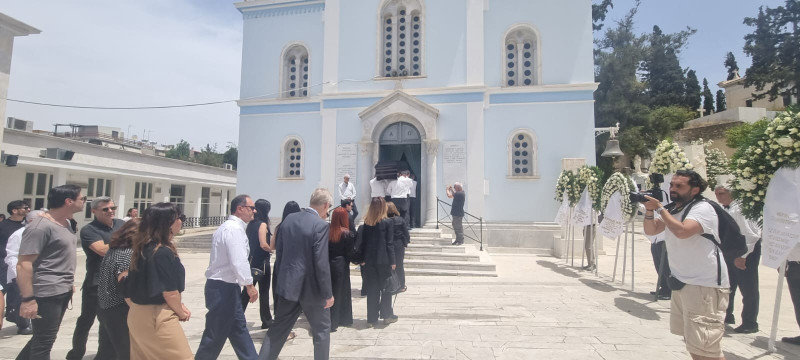 Κηδεία Δέσποινας Στυλιανοπούλου