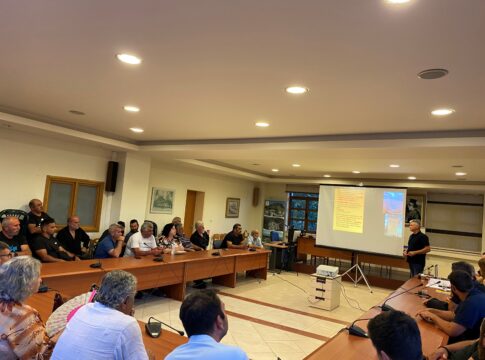 Δήμος Αποκορώνου: Ενημερωτική ημερίδα για τη δακοκτονία