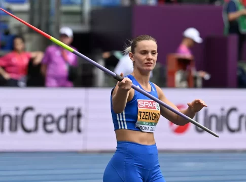 Ελίνα Τζένγκο: Με μια βολή πέρασε στον τελικό του ακοντισμού στο Ευρωπαϊκό της Ρώμης