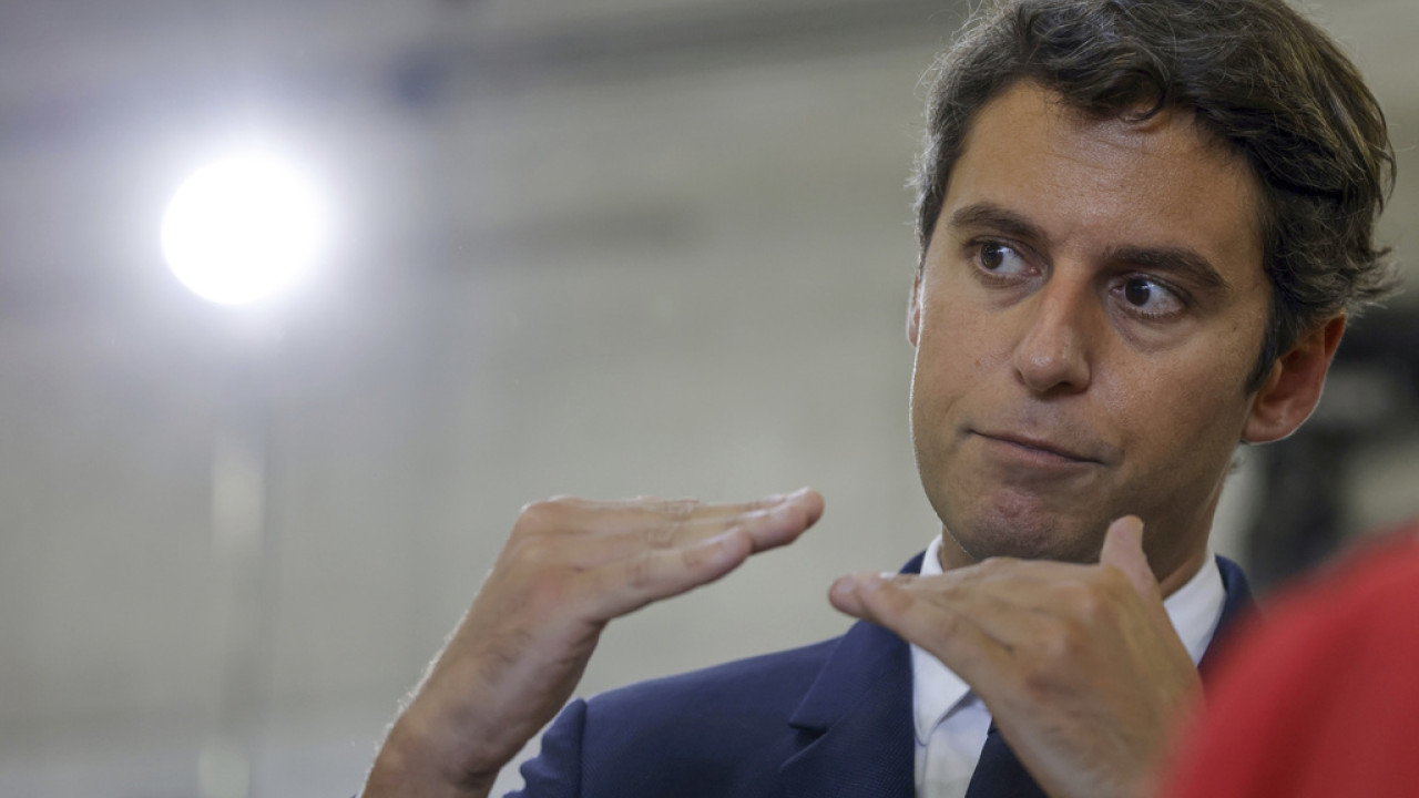 Γάλλος πρωθυπουργός: Η ανάμιξη της Μόσχας στην εσωτερική ζωή των κρατών μπορεί να είναι «ο νέος παγκόσμιος πόλεμος»