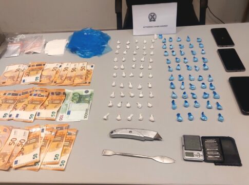 Κρήτη: Κυκλοφορούσε με 101 φιξάκια κοκαΐνης στο αυτοκίνητό του