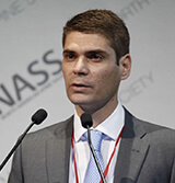 Σπονδυλική Στήλη: Αντιμετώπιση παραμορφώσεων με χειρουργική πλοήγηση