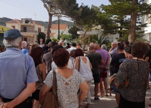 Συγκέντρωση διαμαρτυρίας στο Κ.Υ. Κισσάμου – Ζητoύν οδηγό ασθενοφόρου