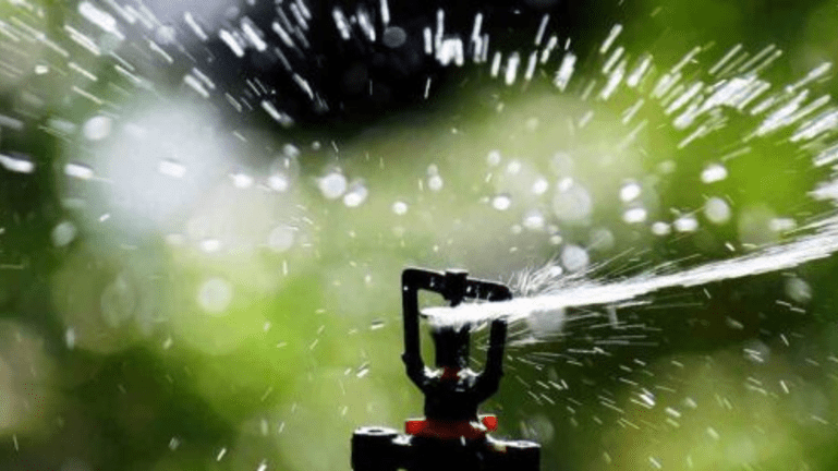 Απαγόρευση άρδευσης τις βραδινές ώρες στην Δημοτική Κοινότητα Καλαθένων