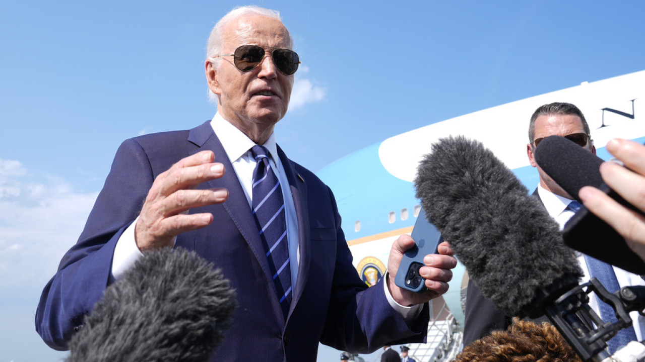 Μπάιντεν: Επιβεβαιώνει πως θέλει να αναμετρηθεί ξανά με τον Τραμπ σε ντιμπέιτ