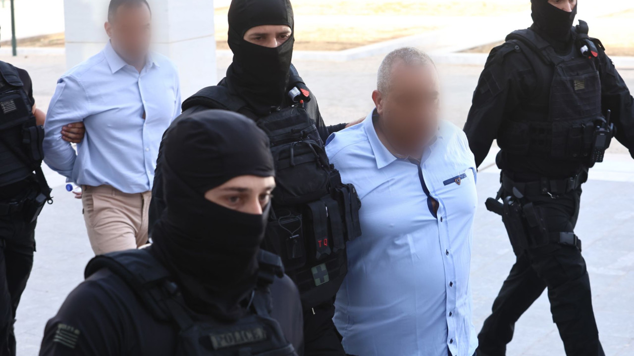 Δίκη Καραϊβάζ: Αθώοι λόγω αμφιβολιών οι 2 κατηγορούμενοι