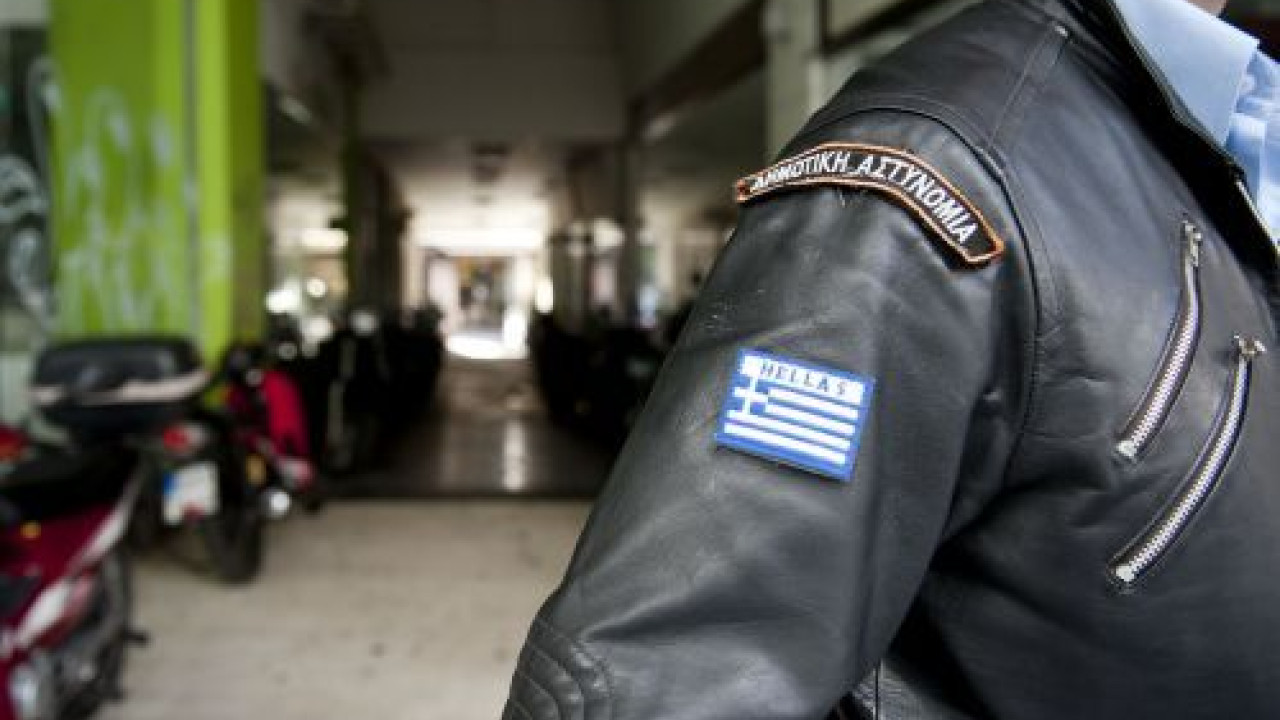 Δήμος Αθηναίων: Διάλογοι - φωτιά «καίνε» τους εκβιαστές δημοτικούς υπαλλήλους