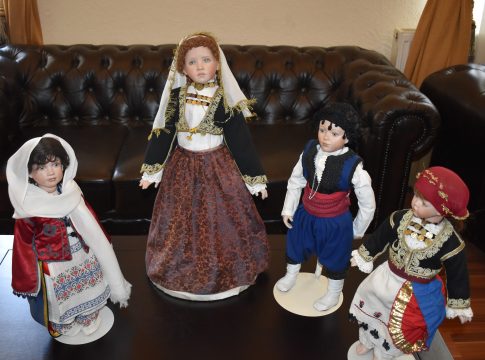 Δωρεά λαογραφικού υλικού στην Αντιπεριφέρεια Χανίων