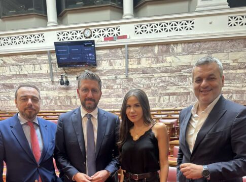 Ελένη Βατσινά: «Η φωνή των τοπικών κοινωνιών να λαμβάνεται υπόψη στο νέο καθεστώς στο λιμάνι του Ηρακλείου»