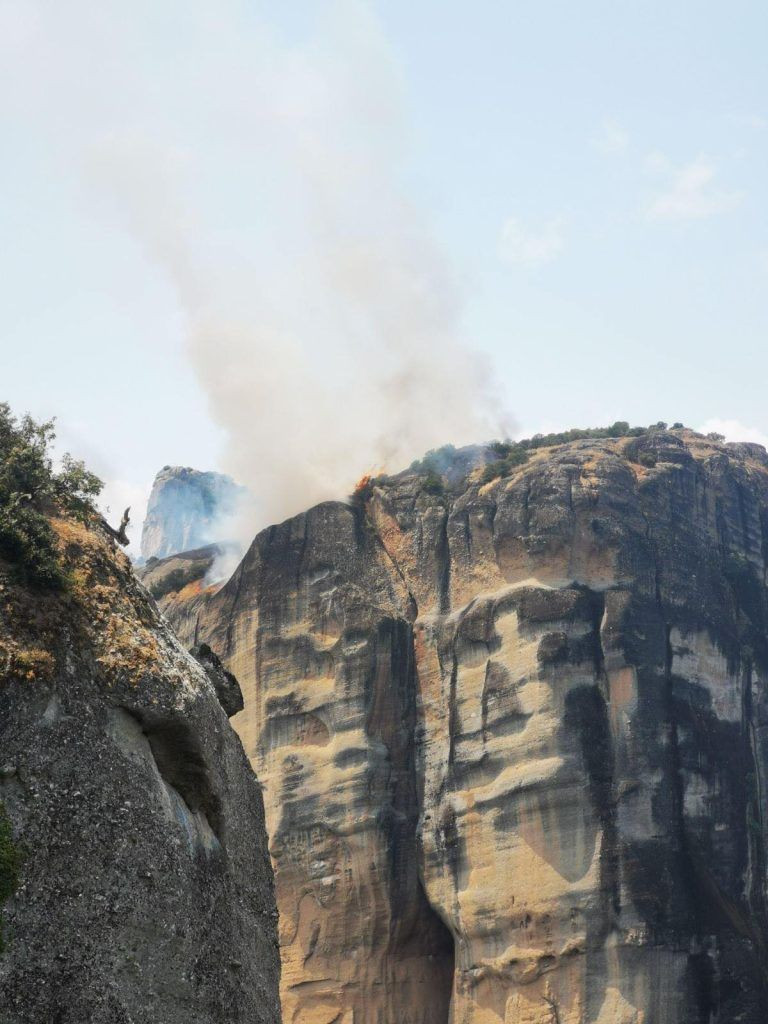 φωτια μετεωρα