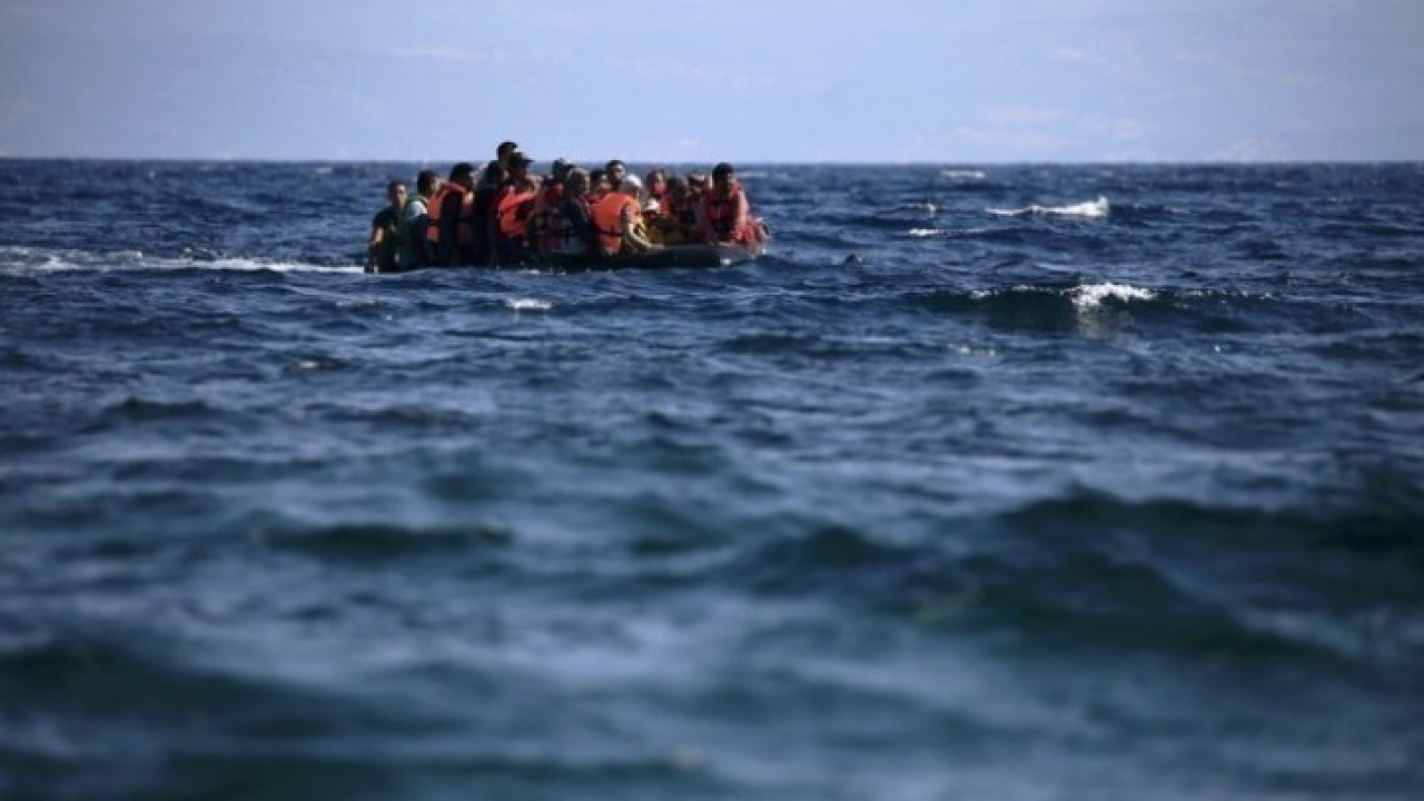 Γαύδος: Αλιευτικό με 283 μετανάστες ανοικτά τoυ νησιού