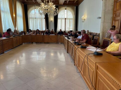 Η Δημοτική Επιτροπή Δήμου Ηρακλείου εκφράζει τη συμπαράσταση της στην οικογένεια του Ελληνοκαναδού Μανόλη Κακουλάκη