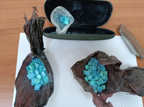 Ηράκλειο: Από το πλοίο στα κρατητήρια για ναρκωτικά χάπια και μαχαίρι