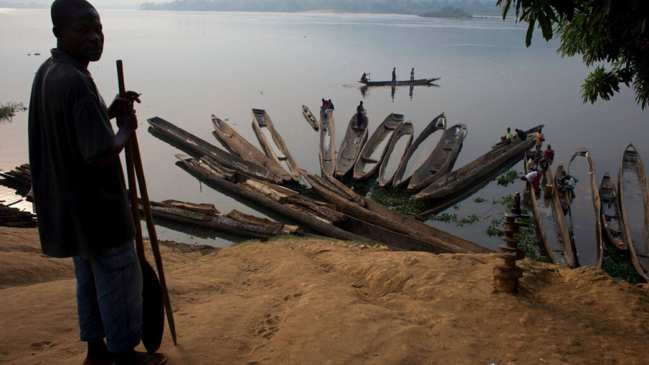 Κονγκό: Τουλάχιστον 25 νεκροί σε ναυάγιο πλοιαρίου στον ποταμό Κονγκό