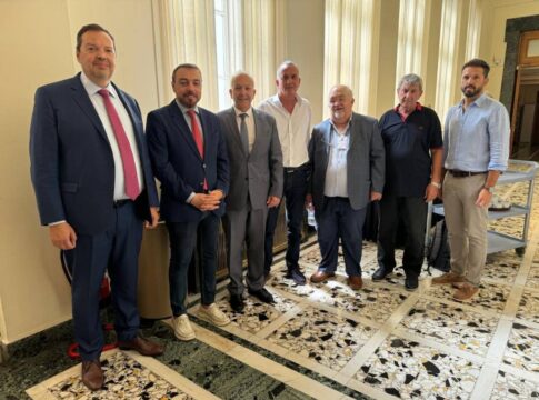 Με Δημάρχους και Φορείς του Ηρακλείου, στη Βουλή ο Φραγκίσκος Παρασύρης, για την παραχώρηση του Λιμανιού