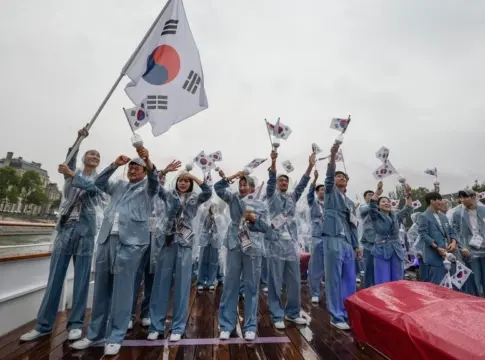 Ολυμπιακοί Αγώνες: «Συγγνώμη» μετά την γκάφα – Οι διοργανωτές μπέρδεψαν Βόρεια με Νότια Κορέα