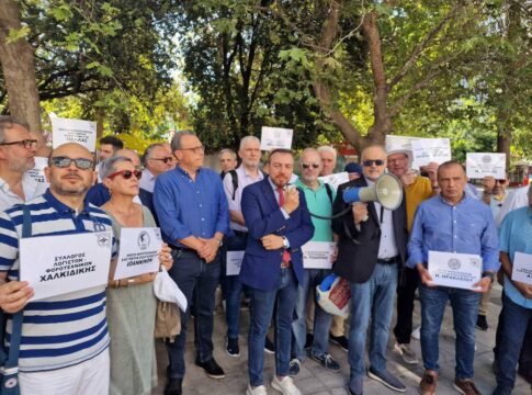 Στο πλευρό της Πανελλήνιας Ομοσπονδίας Φοροτεχνικών-Λογιστών ο Φραγκίσκος Παρασύρης