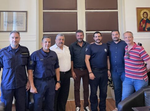 Στον Αντιπεριφερειάρχη Χανίων αντιπροσωπεία της Ένωσης Υπαλλήλων Εξωτερικής Φρουράς Καταστημάτων Κράτησης του νομού