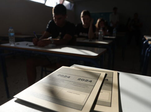 Θα βραβεύσει τα παιδιά μελών του που πέτυχαν στις Πανελλαδικές το Σωματείο Ξενοδοχοϋπαλλήλων Ν. Ηρακλείου