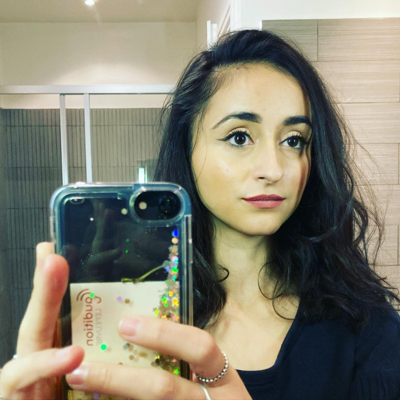 Η Σαρλότ Αρνούλ 28 χρονών σήμερα