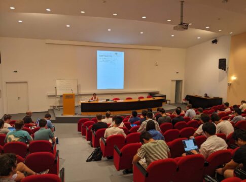 Διεθνές Μεταπτυχιακό Θερινό Σχολείο στα Μαθηματικά Γενικής Σχετικότητας και Ρευστών από το ΙΤΕ