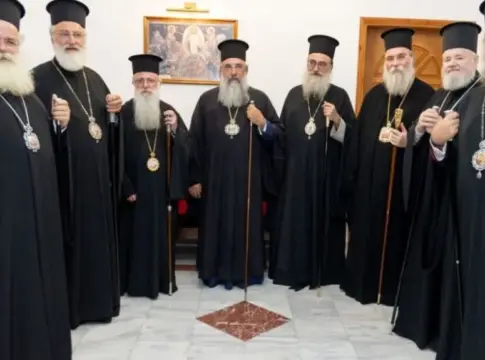Εκκλησία της Κρήτης: «Προσευχόμαστε για την ταχεία αντιμετώπιση των πύρινων μετώπων»