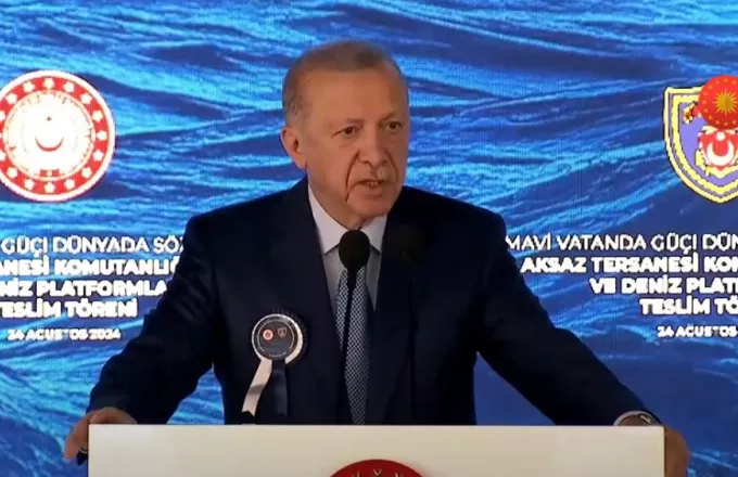 Ερντογάν: Παρέλαβε το 1ο γερμανικής τεχνολογίας υποβρύχιο