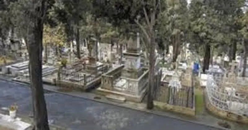 κοιμητηριο κωνσταντινουπολη