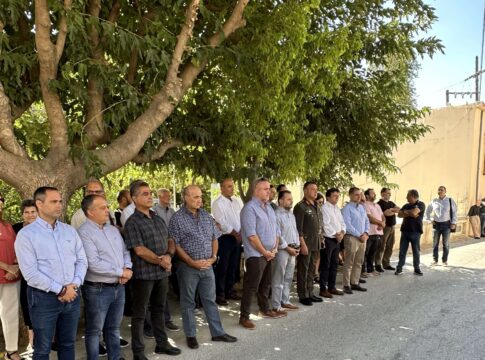 Ο Δήμος Μαλεβιζίου και η Τοπική Κοινότητα Σάρχου τίμησαν τους 35 Εθνομάρτυρες, 80 χρόνια μετά την εκτέλεση τους