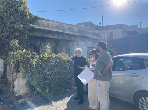 Οι γειτονιές στο επίκεντρο – Αυτοψία Καλοκαιρινού σε Πόρο, Κατσαμπά, Αγία Αικατερίνη και Πατέλες, στο πλαίσιο του προγραμματισμού των τοπικών αναπλάσεων