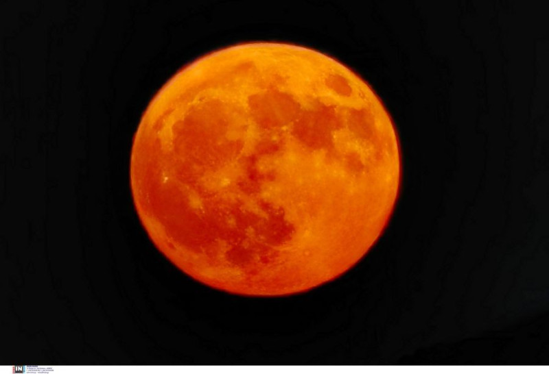 Πανσέληνος Αυγούστου 2024: Μαγευτικές εικόνες από το φεγγάρι του Οξύρρυγχου