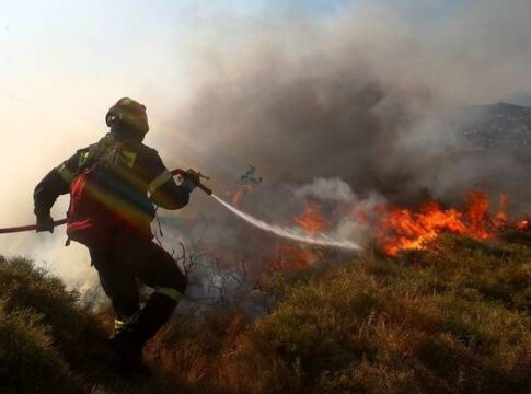 Πολύ υψηλός κίνδυνος πυρκαγιάς σε όλη την Κρήτη για αύριο Σάββατο