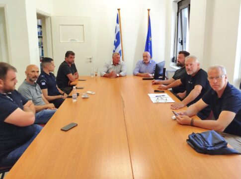 Συνάντηση Αντιπεριφερειάρχη Πολιτικής Προστασίας με τον Δήμαρχο Σφακίων