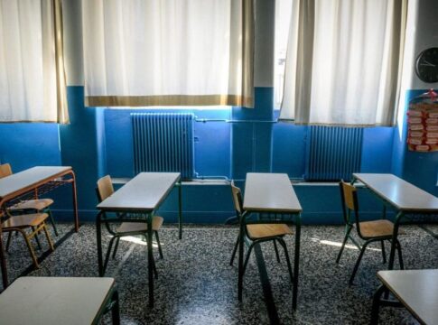 4ο Δημοτικό Σχολείο Ιεράπετρας: Πορεία διαμαρτυρίας για τις συγχωνεύσεις τμημάτων