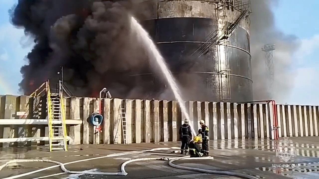 Μπαράζ ουκρανικών επιθέσεων με drones σε εργοστάσια παραγωγής ενέργειας και διυλιστήριο στη Ρωσία