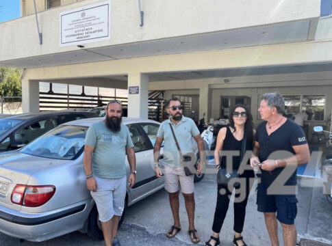 Χωρίς δασκάλους το δημοτικό σχολείο Άρβης – Παράσταση διαμαρτυρίας από τους γονείς των μαθητών