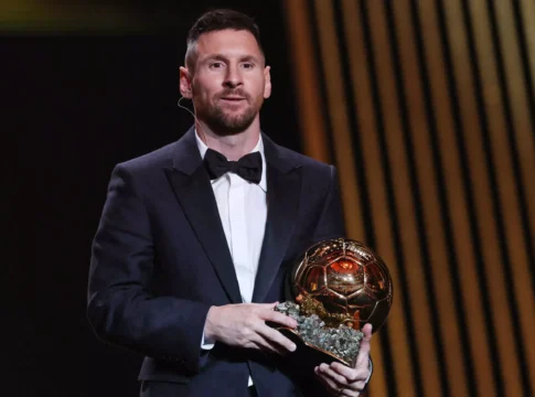 Χρυσή μπάλα: Χωρίς Λιονέλ Μέσι και Κριστιάνο Ρονάλντο οι 30 υποψηφιότητες για το βραβείο του κορυφαίου παίκτη της χρονιάς