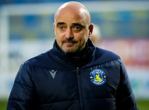 «Διαζύγιο» σοκ σε πάγκο της Super League