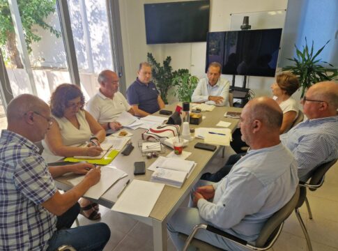 Δήμος Χερσονήσου: Συνάντηση εργασίας με εκπροσώπους της Διοικούσας Επιτροπής του ΓΕΩΤ.Ε.Ε.και την αν. Προϊσταμένη Διεύθυνσης Κτηνιατρικής Περιφέρειας Κρήτης