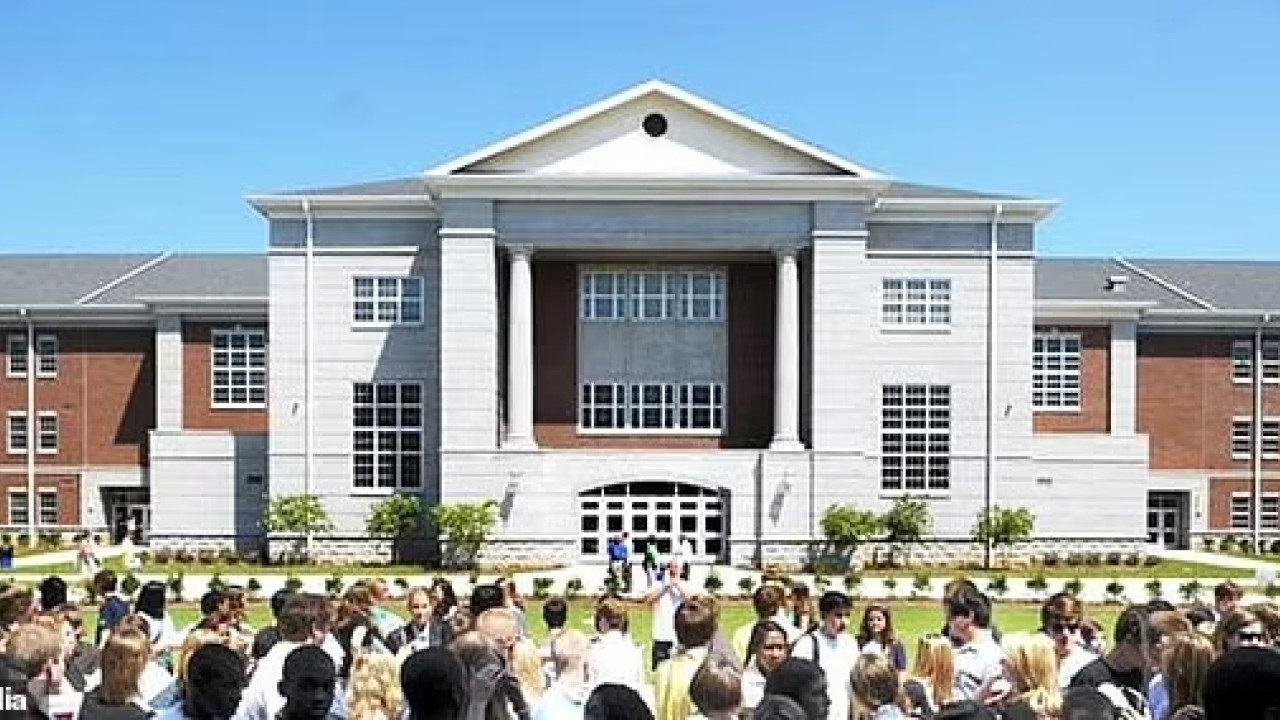 ΗΠΑ: Lockdown σε σχολείο στην Αλαμπάμα - Βρέθηκαν πυρομαχικά