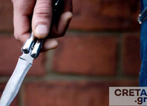 Ηράκλειο: Παραδόθηκε ο δράστης του μαχαιρώματος στο δρόμο