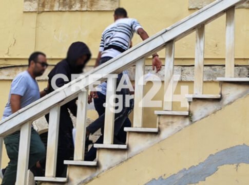 Κρήτη: Διακοπή στην δίκη των δύο νεαρών για το «χαράκωμα» του μαθητή σε σχολείο