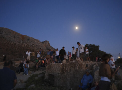 Μεγάλη προσέλευση κόσμου στο STAVROS BLUE MOON