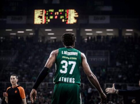 Ο Κώστας Αντετοκούνμπο υπέστη κάταγμα στον αντίχειρα και χάνει το Super Cup Ελλάδας