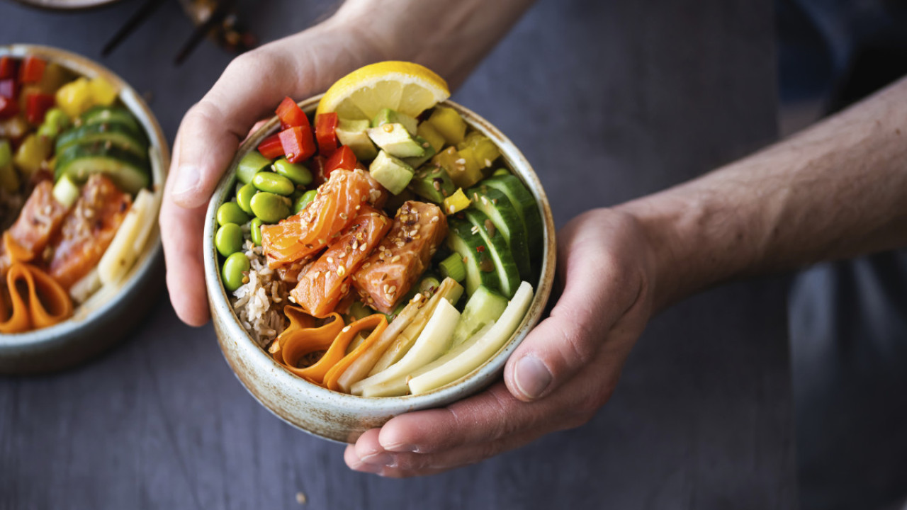 Οι 7 τροφές που βοηθούν στη μείωση της χοληστερόλης