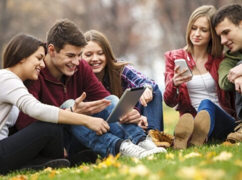 Σχολή Γονέων «Επικοινωνία με τα παιδιά-Εφηβεία» από τον Σύνδεσμο Μελών Γυναικείων Σωματείων Ηρακλείου και Ν. Ηρακλείου