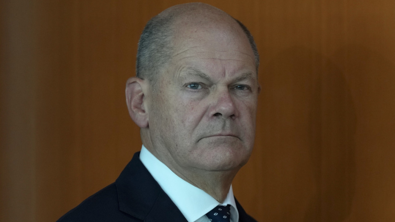 Σόλτς: Η Γερμανία δεν θα κάνει εκπτώσεις στη στρατιωτική της υποστήριξη στην Ουκρανία