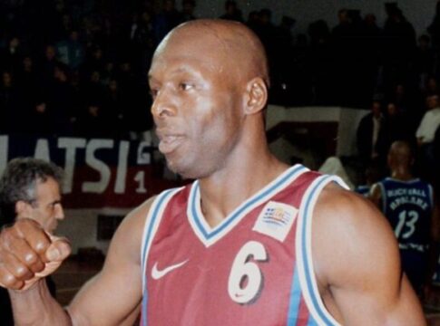 Στα 64 του χρόνια «έφυγε» από τη ζωή ο Μίτσελ Γουίγκινς – Ήταν από τους κορυφαίους μπασκετμπολίστες που αγωνίστηκαν στην Ελλάδα